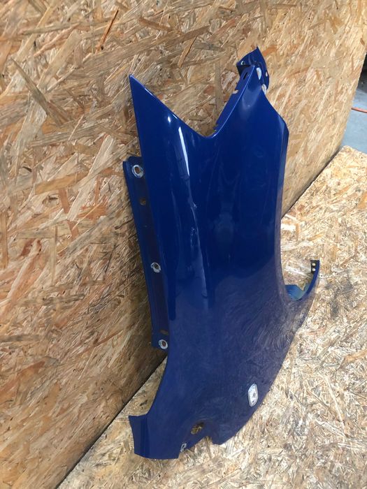 Błotnik przedni prawy Vw Polo Fox