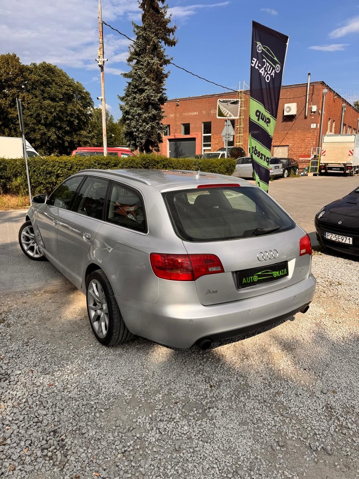 Audi A6/2.0b// AUTOMAT//skóry// szyber// opłaty// alu// NAVI//