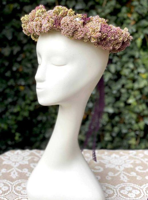 Вінок на голову з сухоцвітів бежево-рожевого кольору