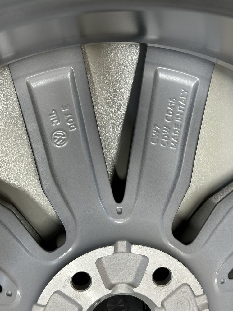 Оригінальний диск Volkswagen Tiguan 1шт 5х112 R20. 5NA601025H