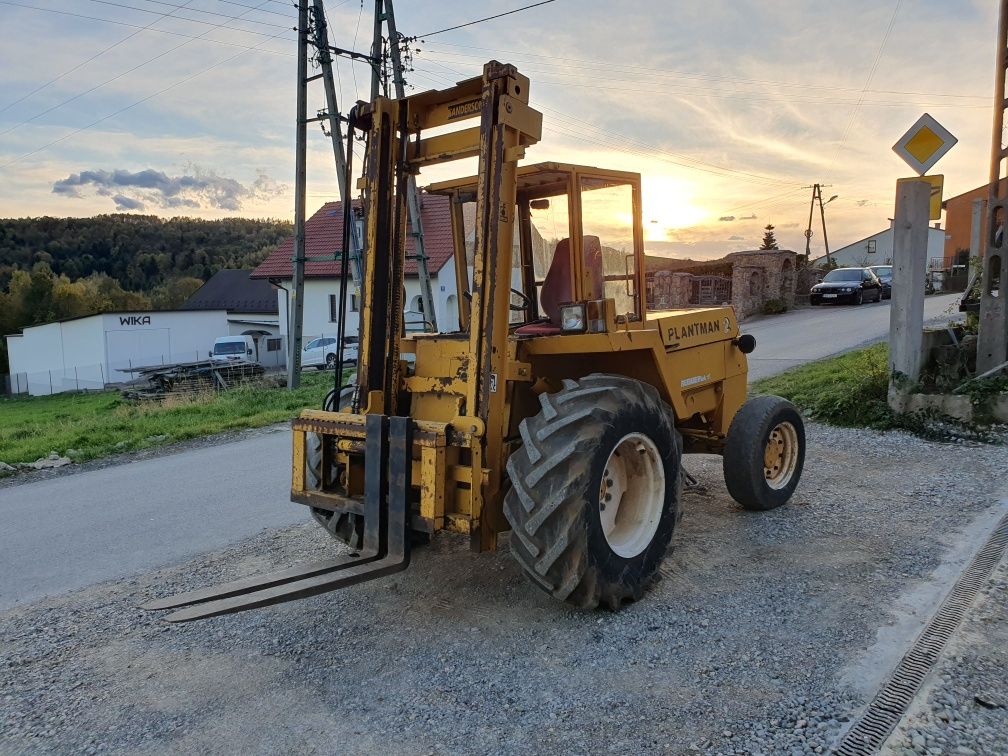 Wózek widłowy terenowy Sanderson 26 Przesuw boczny Manitou Jcb