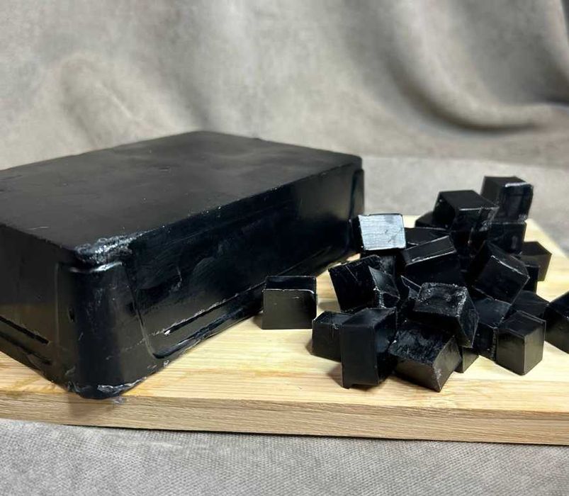 Чёрная органическая мыльная основа на натуральных маслах