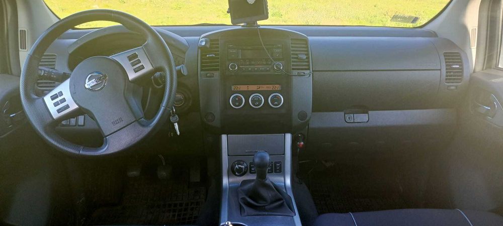 Nissan Navara D40 2.5 D FVAT 23% zadbana stan bdb