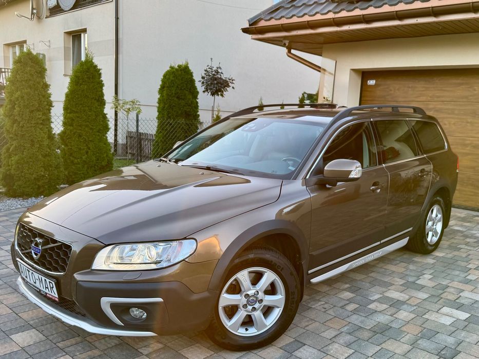 Volvo XC 70 D4 181KM Manual NAVI Kamera Ksenon Pierwszy wlaściciel Fabryczny lakie