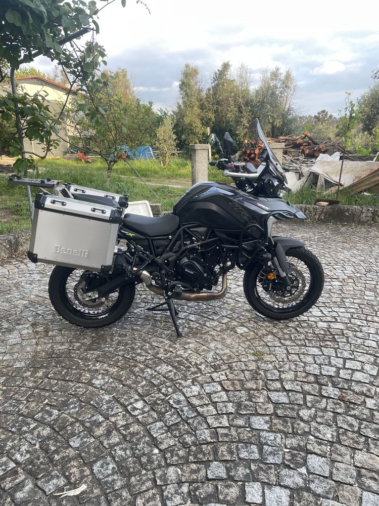Moto Benelli trk702x