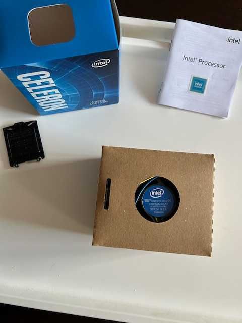 Processador Intel Celeron G5905 LGA1200 com cooler original