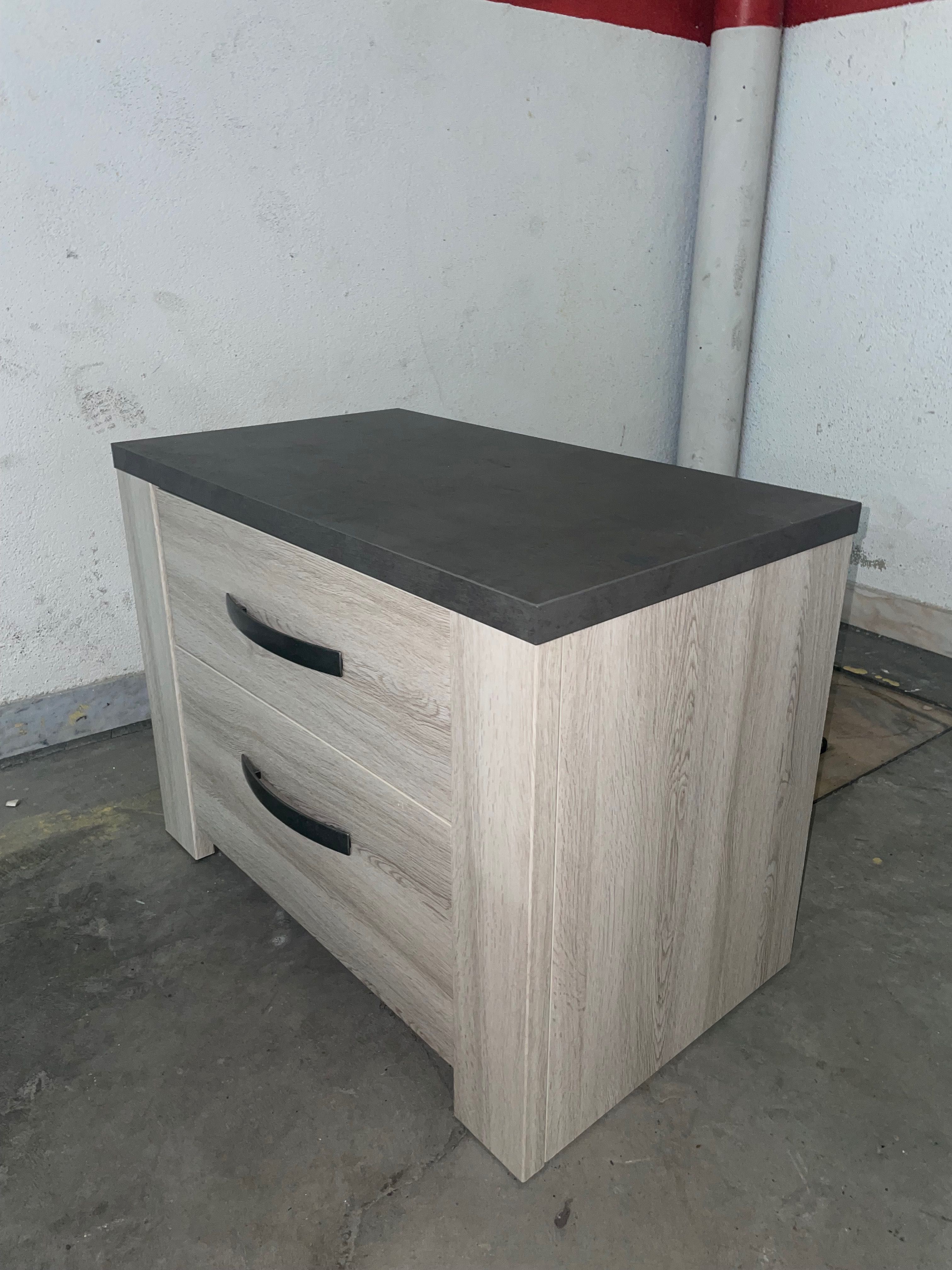 Mesa de cabeceira