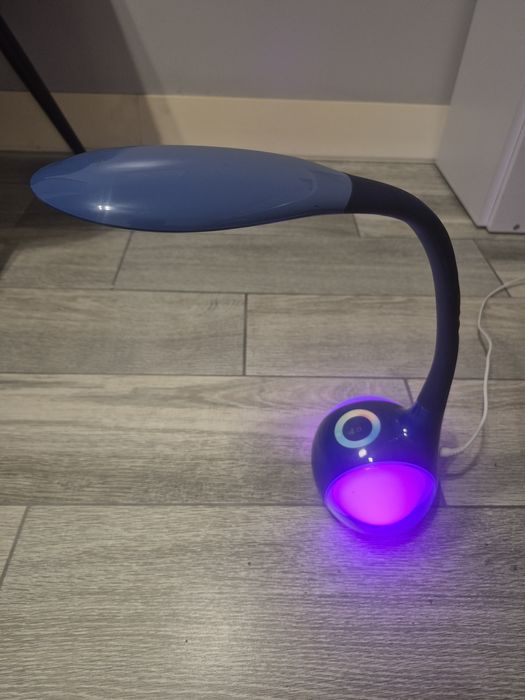 Lampka biurkowa lampa naświetlacz