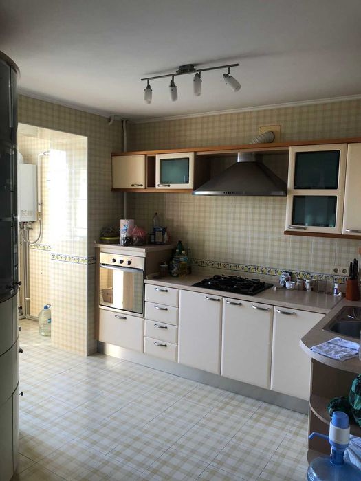 ПРОСТОРНАЯ квартира в СВЕЖЕМ КИРПИЧНОМ доме на Черемушках Ф-1