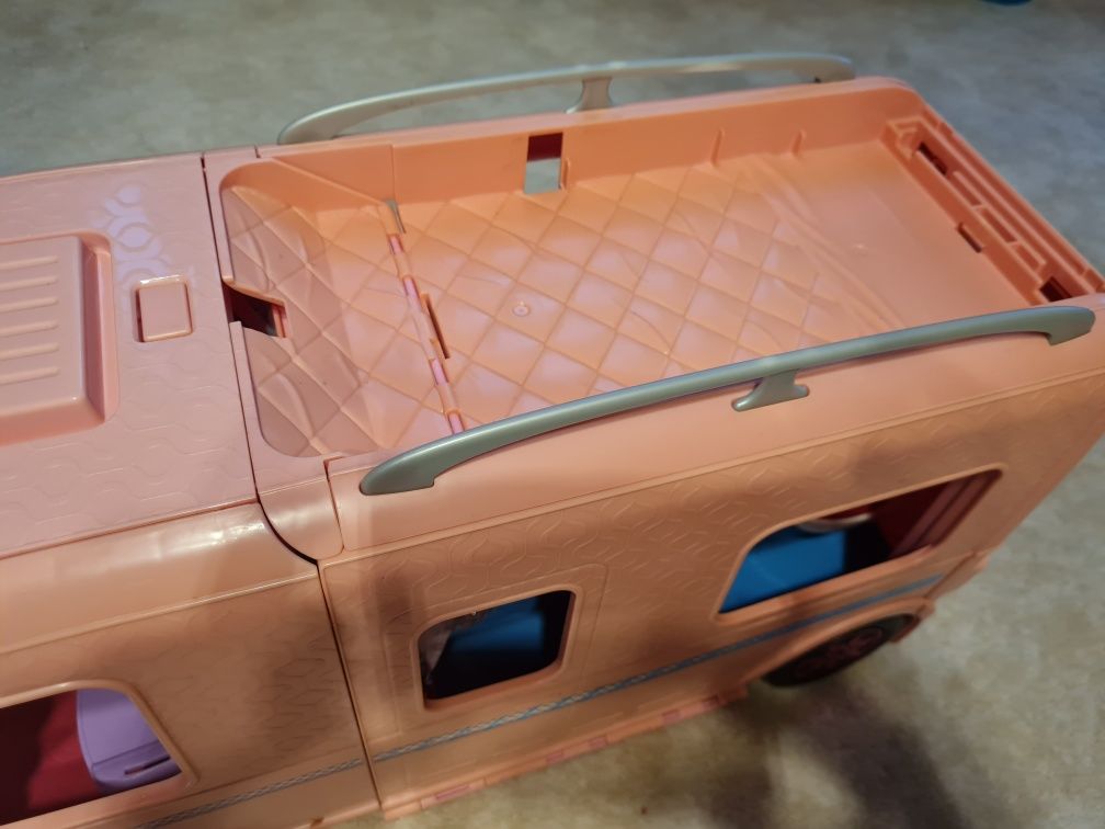 Wymarzony kamper Barbie basen auto zestaw