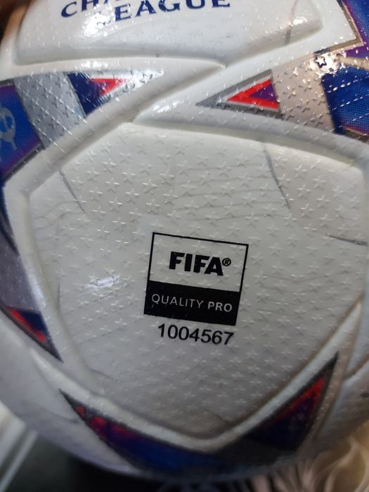 М'яч Adidas UEFA Champions League 2023-2024 PRO футбол