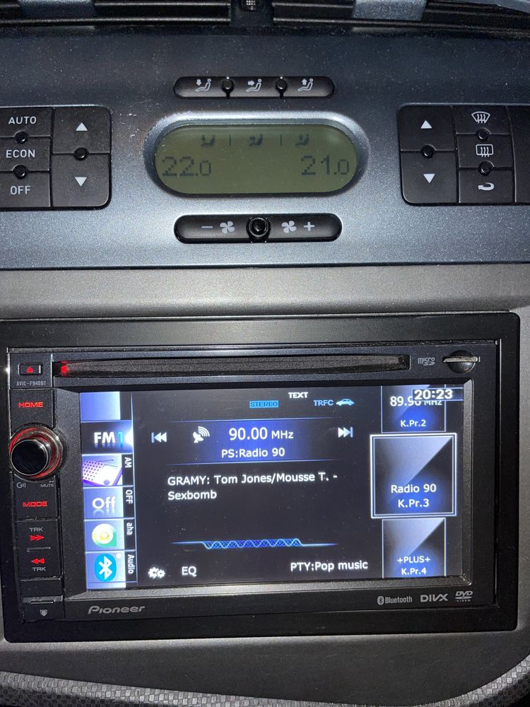 Radio 2-DIN Pioneer AVIC-F940BT navi gps dvd bt