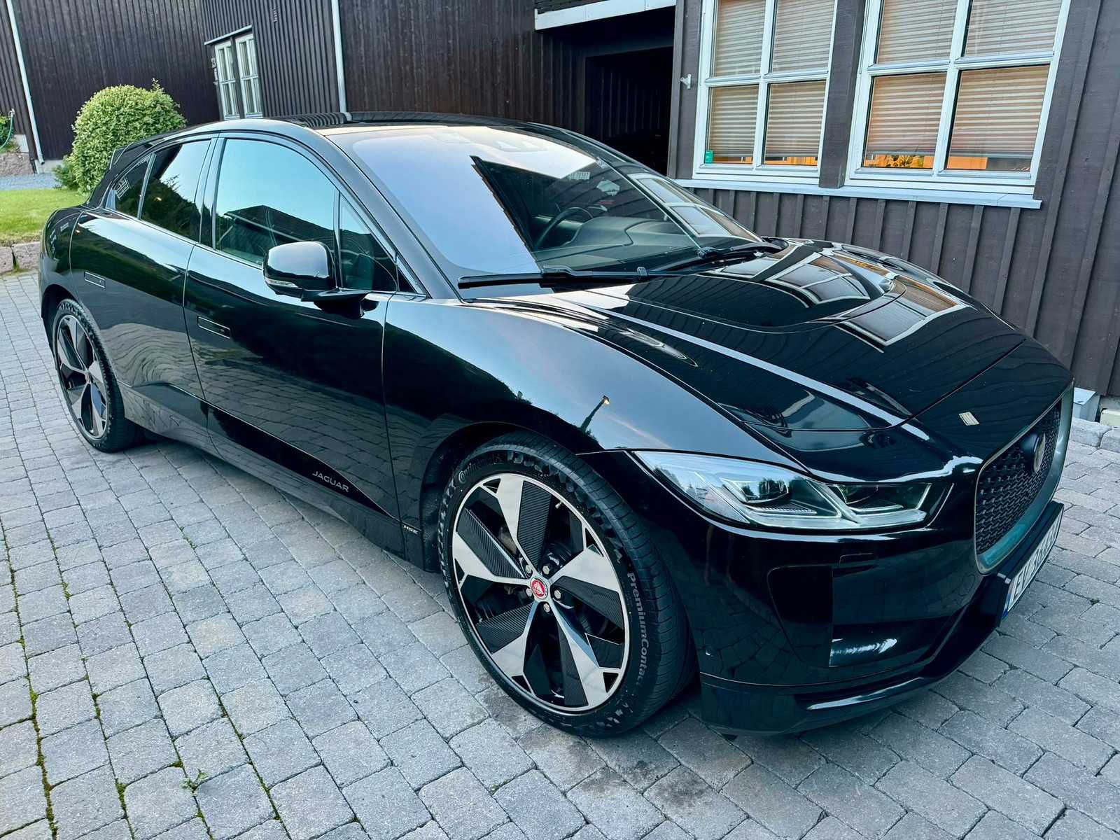 Jaguar I-Pace 2018 року з Європи
