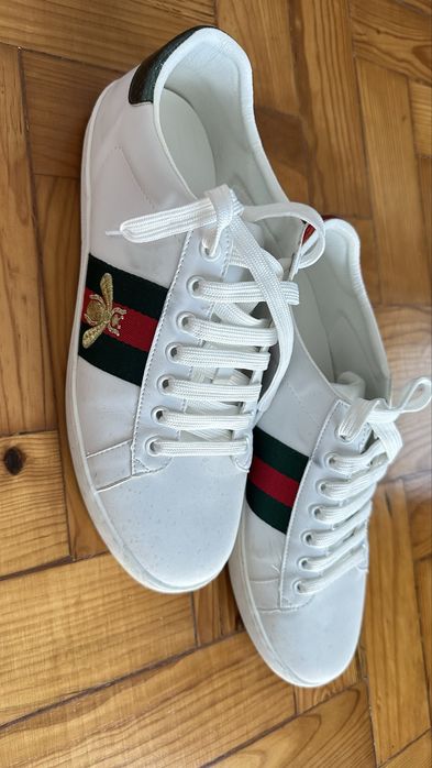 Sapatilhas Gucci abelha.