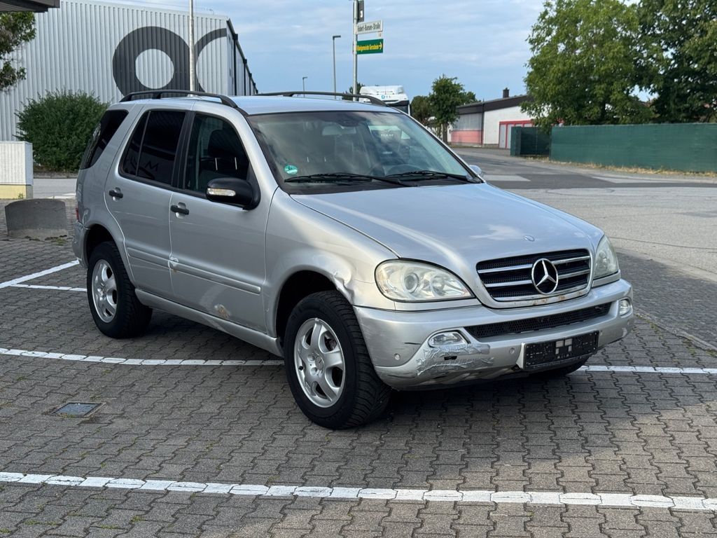 Продам Mercedes ML 270