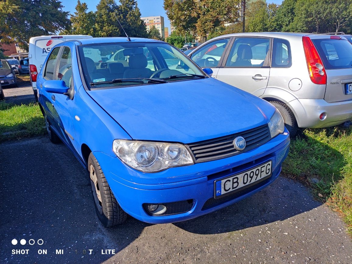 Fiat Albea 1.2 benzyna 2006 r pierwszy właściciel salon Polska