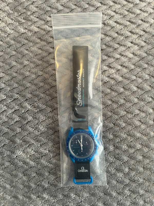 Mission to Neptune SO33N100 - Omega x Swatch New Launch