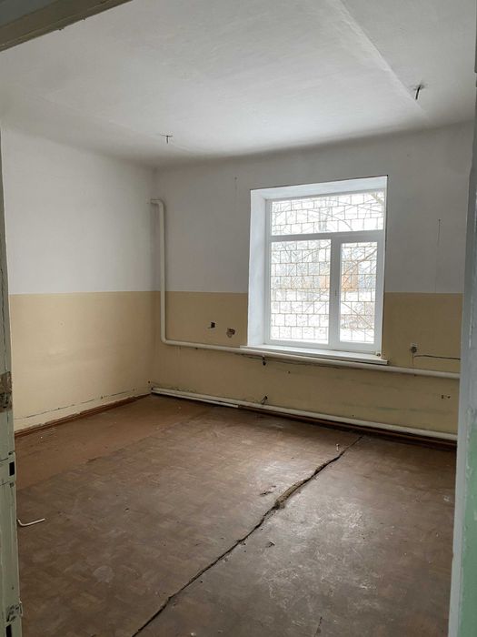 Комерційне приміщення 128м2 + гараж. 16 кВт, газ, вода. Ділянка 26 сот