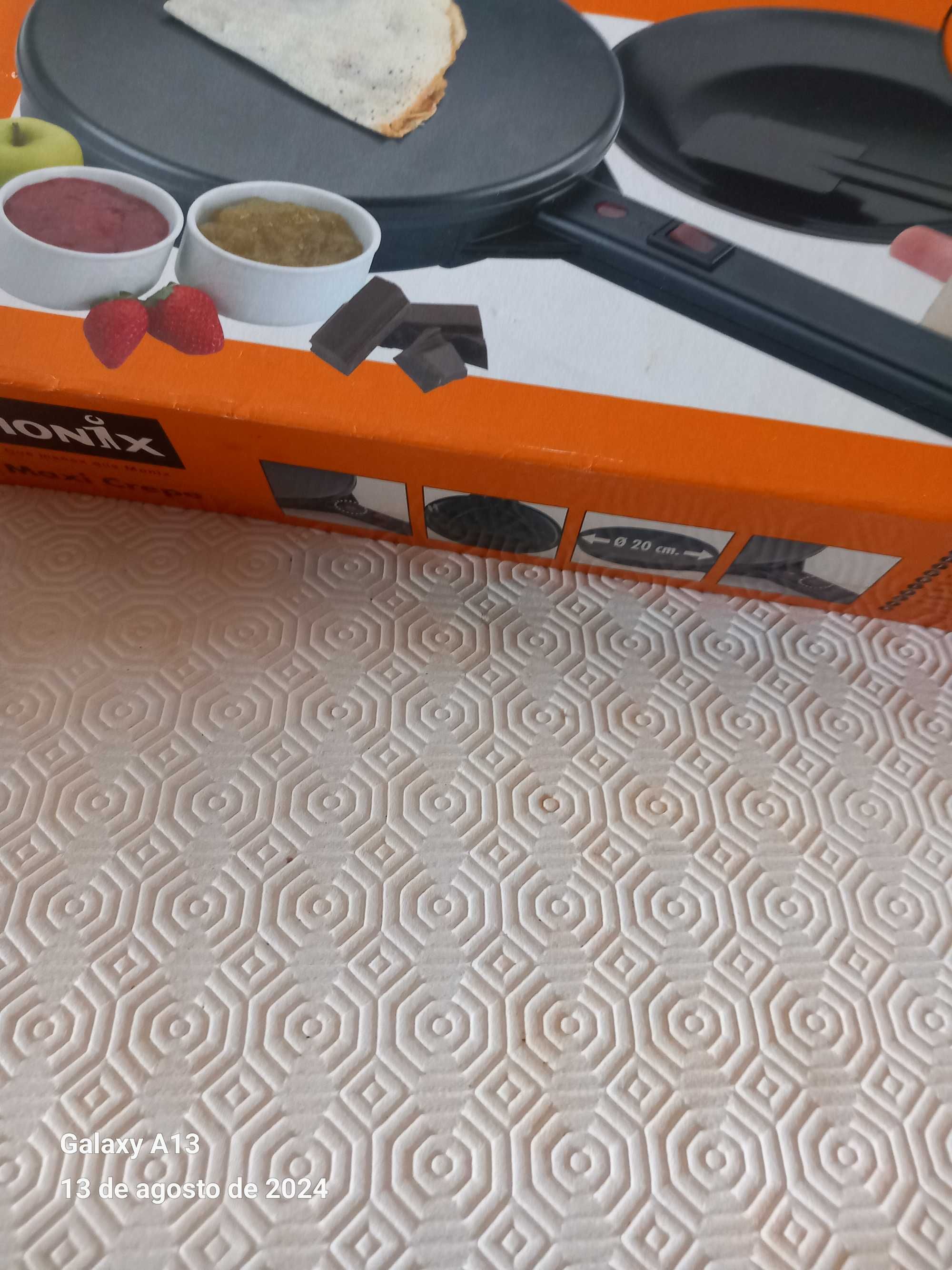 Máquina de crepes grande