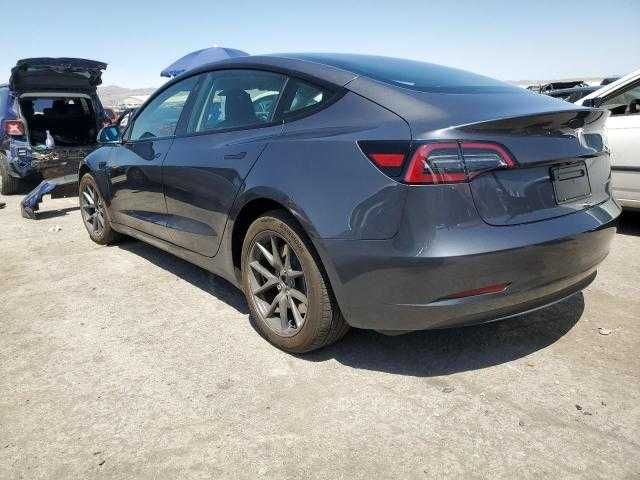 Tesla Model 3 2023 Тесла