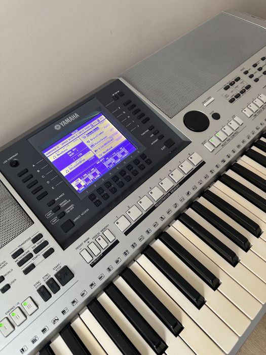 Yamaha PSR S-700 S700 синтезатор