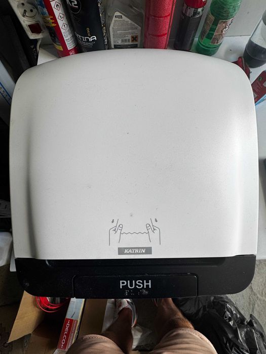 Dozownik Merida na mydło i ręczniki