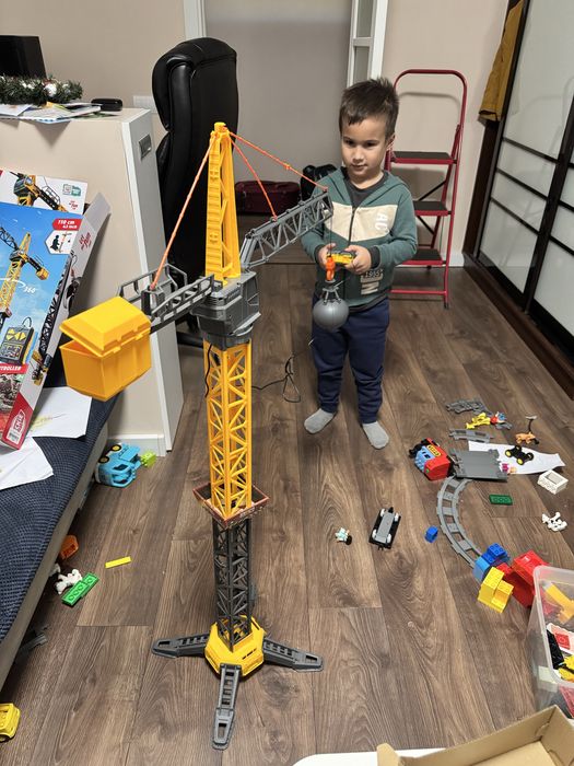 Кран на пульті управління