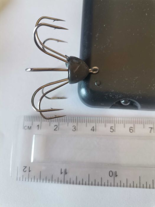 Palhaços, Amostras, Anzois, . polvo/choco (ver imagens) Material pesca