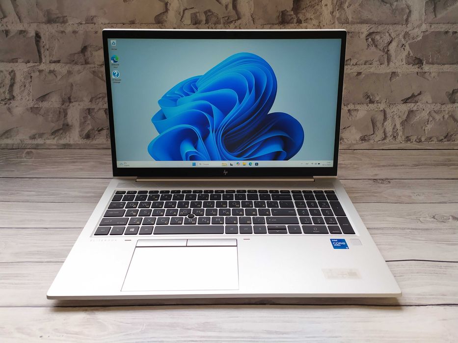 HP EliteBook 850 G8 FHD IPS i5-1145G7/16GB DDR4/256GB SSD NVMe