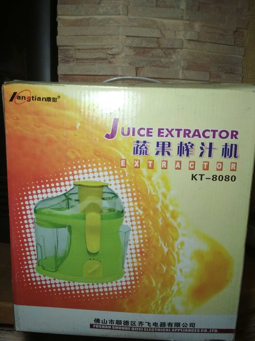 Соковыжималка, свежий сок, аксессуары для кухни. Новая!