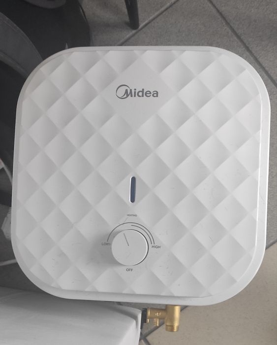 Бойлер Midea 10л.