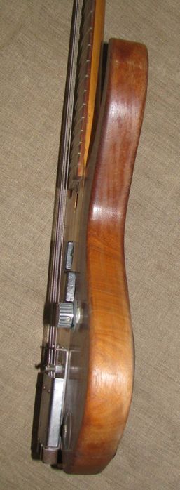 Бас гитара, мастеровая