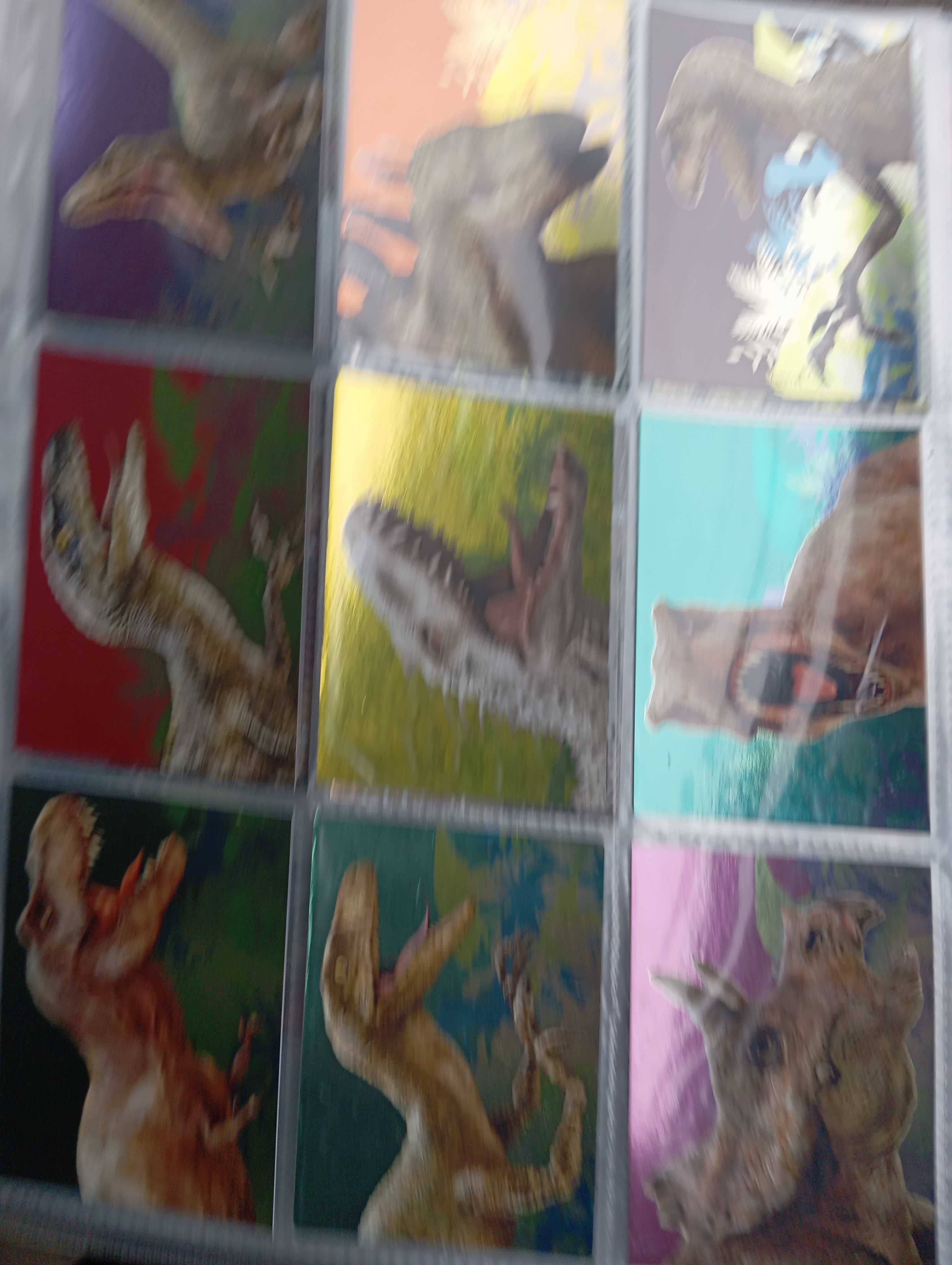 Jurassic World album limity karty