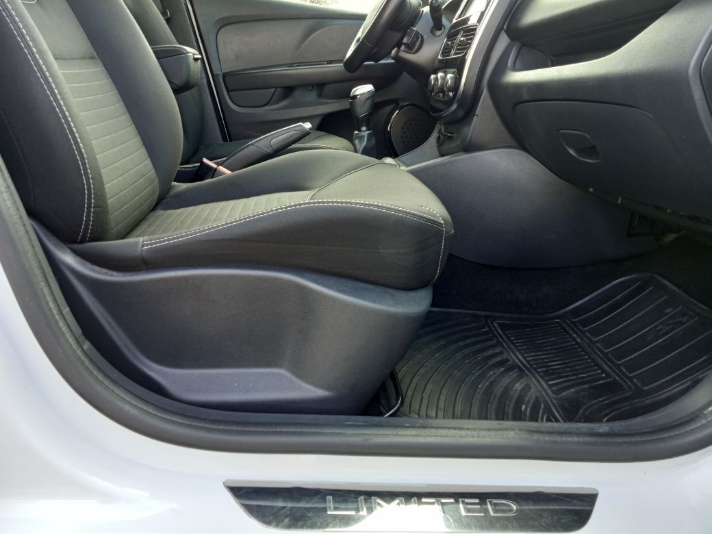 R. Clio sport tourer, 1.5 dci. Troco por carro do meu agrado