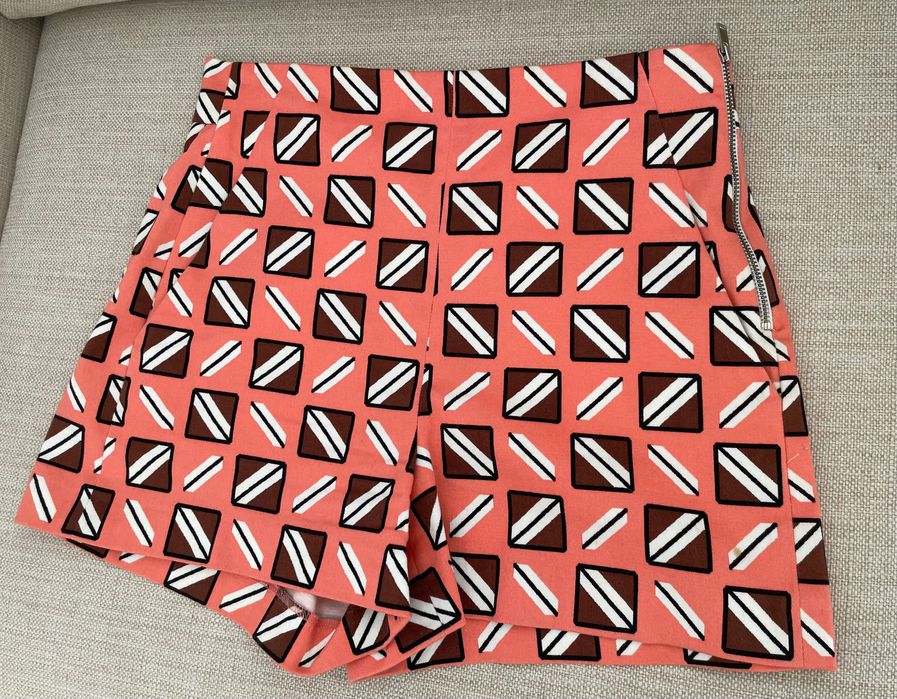 Calções Zara com padrão