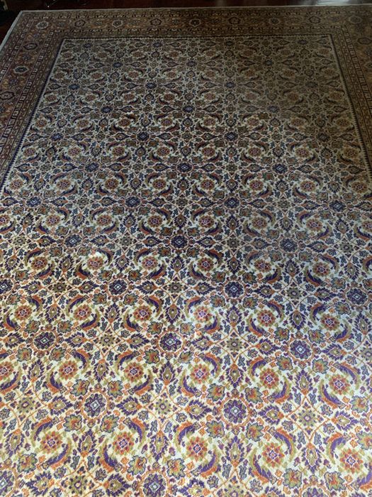 Tapete persa para sala de jantar