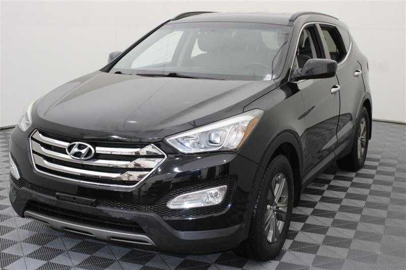 У продажу Hyundai Santa Fe Sport 2014 року