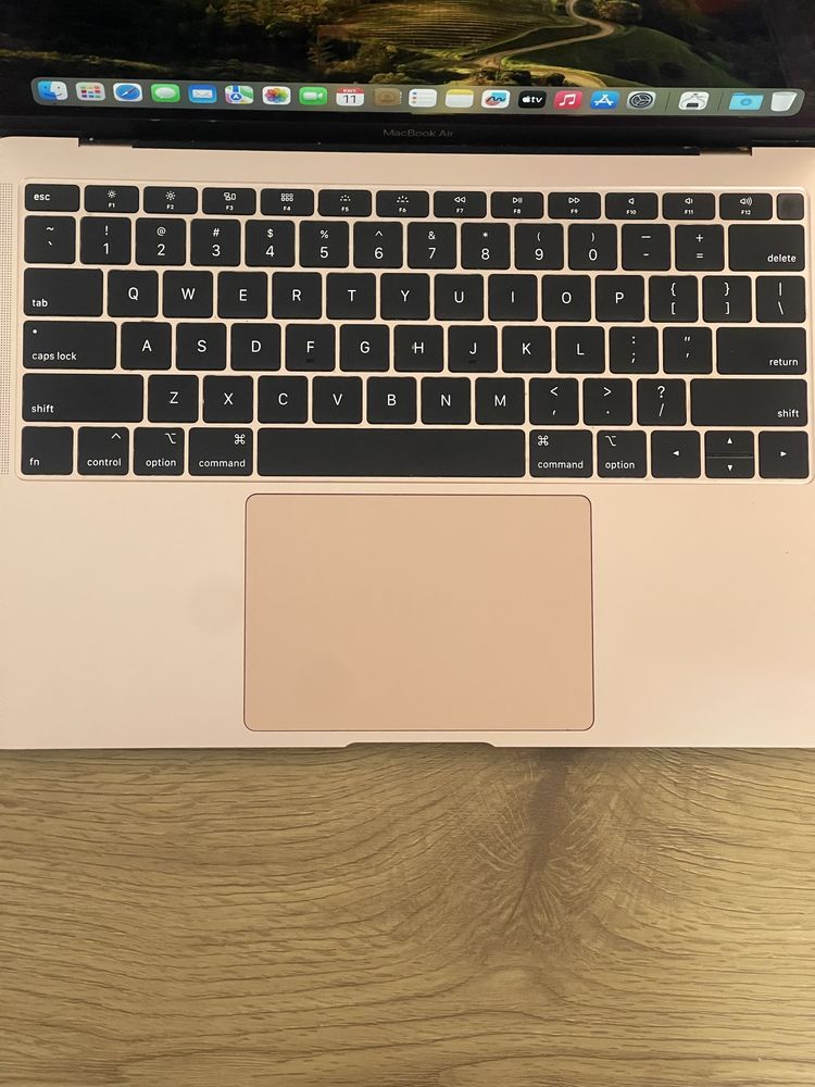 MacBook Air 13" 2019 8/128gb rose gold MVFM2