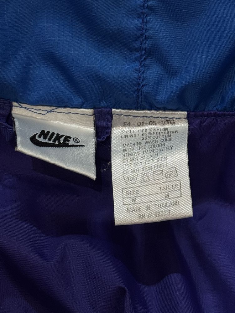 kurtka męska przeciwdeszczowa firmy Nike