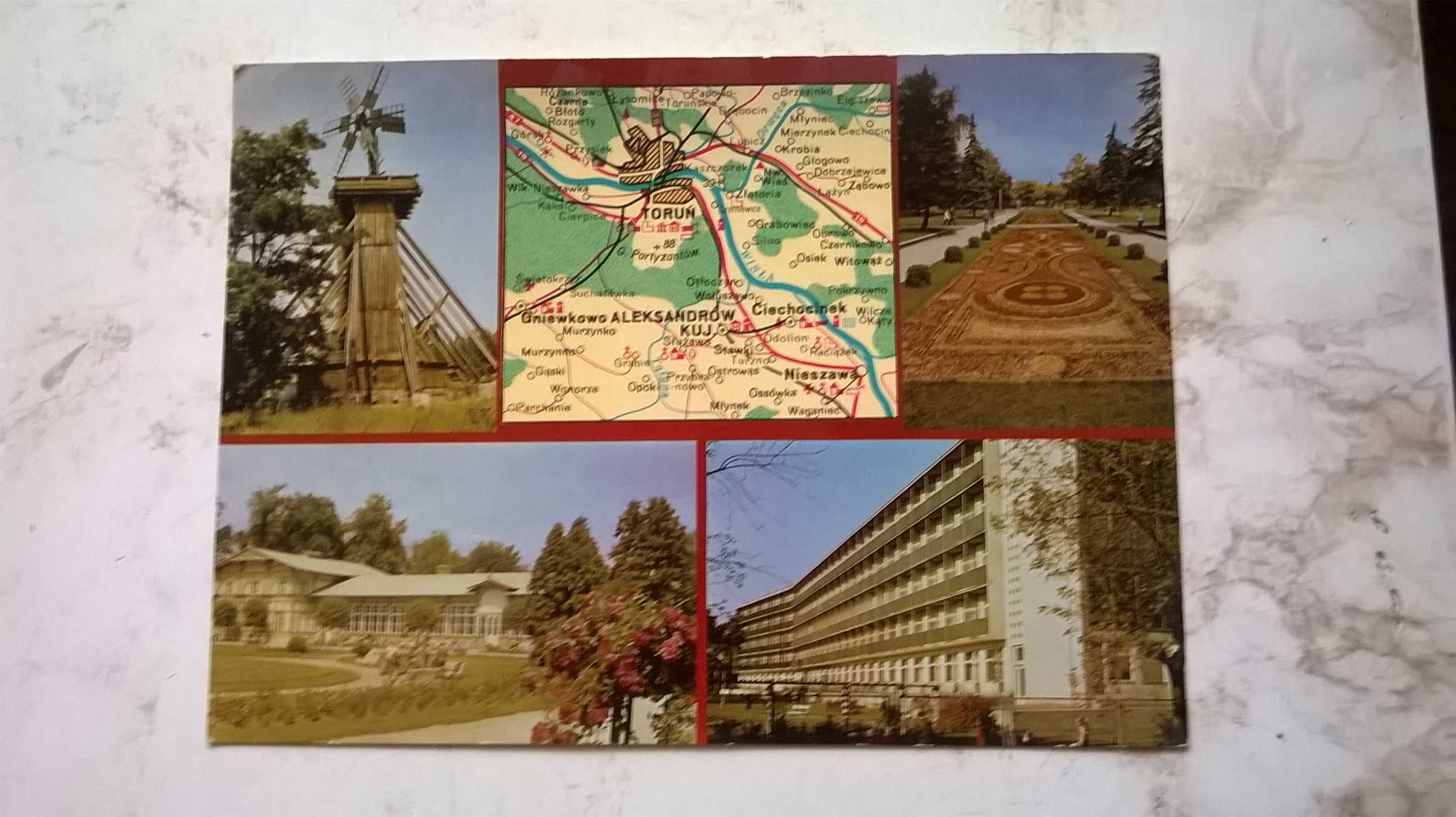 widokówki (pocztówki) - mozaiki z mapką geograficzną - 32 szt.
