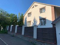 Оренда будинку під офіс або для життя, м.Звіринецька, вул. Менделеєва