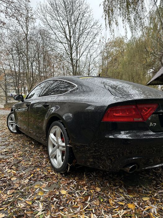 AUDI A7 2011 року