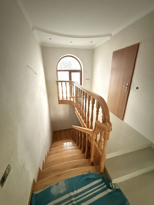 Продаж 5-ти кімнатного будинку, у м. Новоселиця!