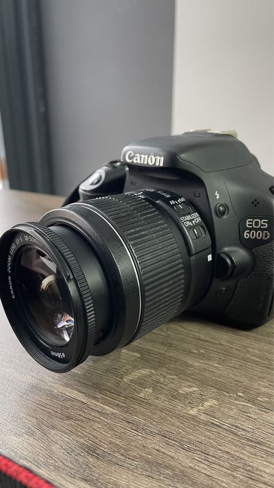 Canon 600D eos digital