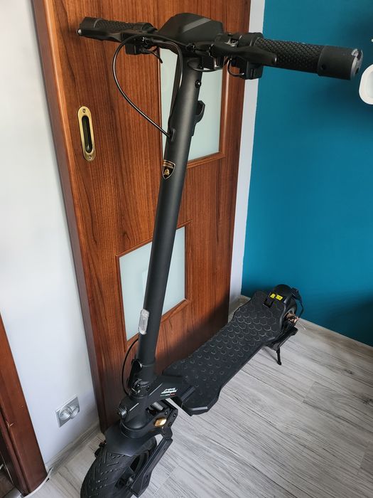 Hulajnoga elektryczna