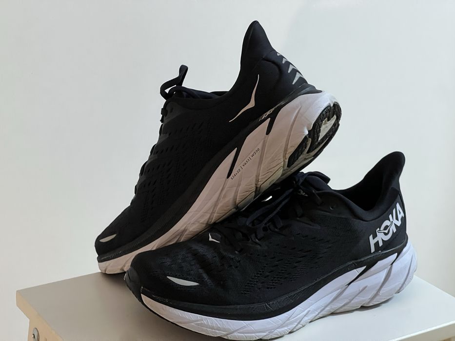 Vendo Hoka Clifton 8 – Conforto e Performance!