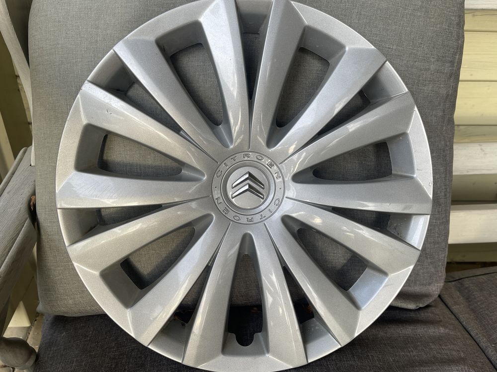 Kolpaki Renault 16'’