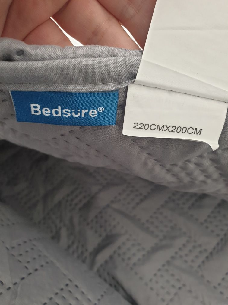 Narzuta na łóżko Bedsure 200x220 cm, szara