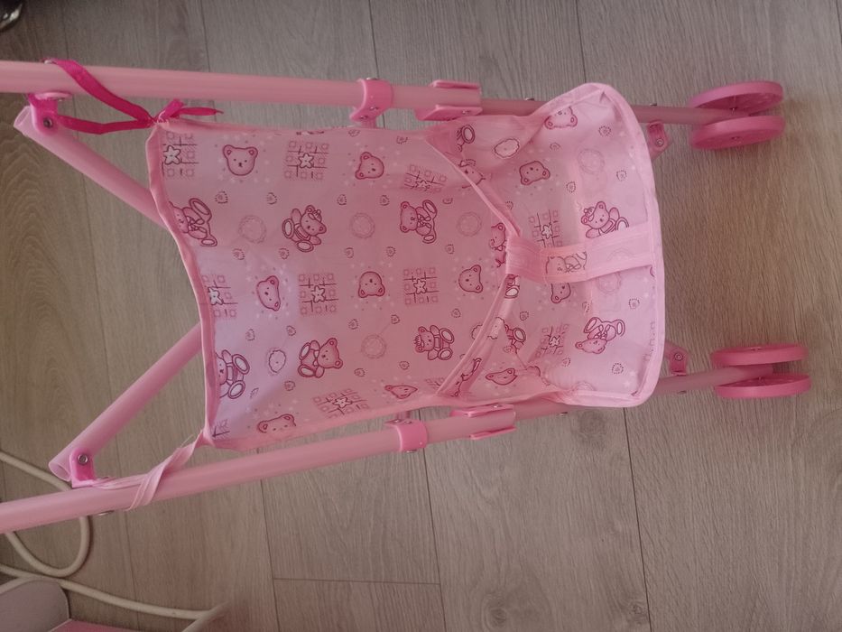 Колясочка для ляльок