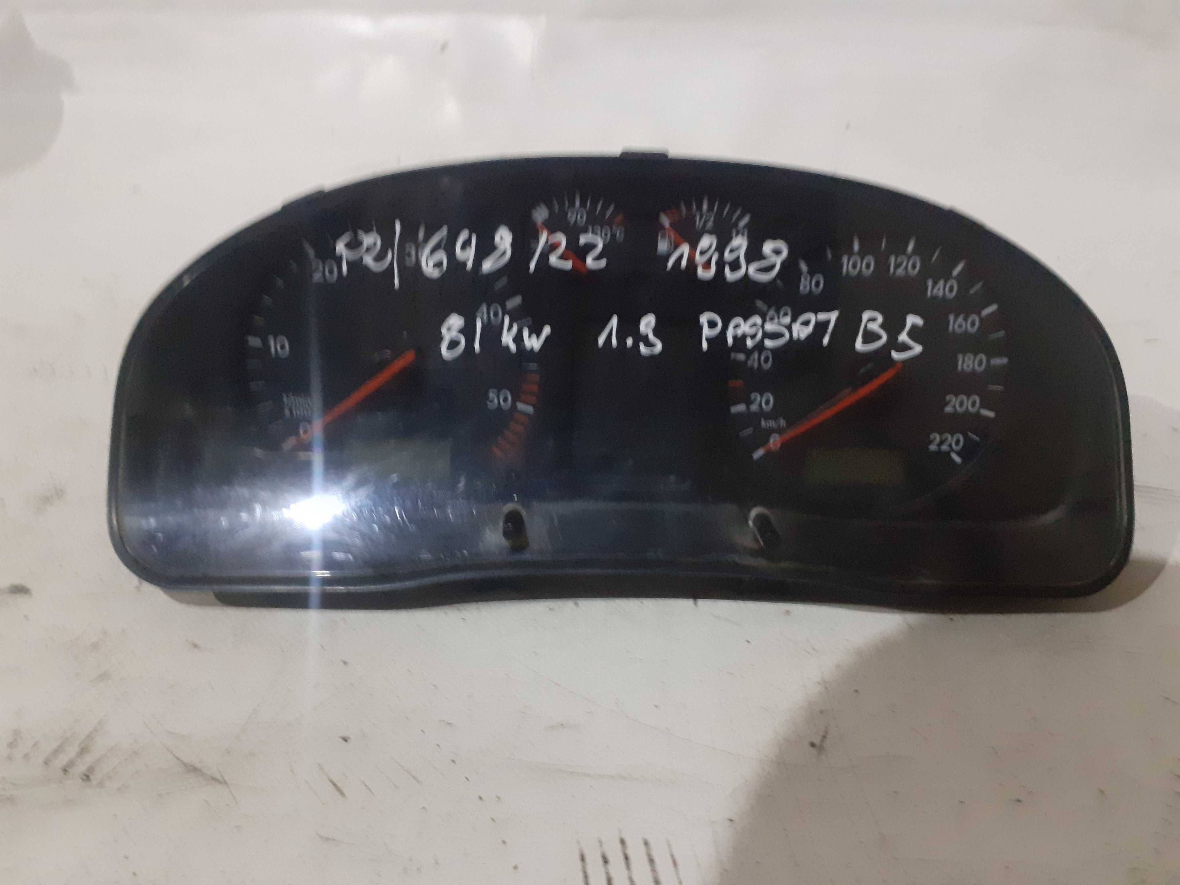 Licznik Zegary Prędkościomierz VW Passat B5 1.9 TDi